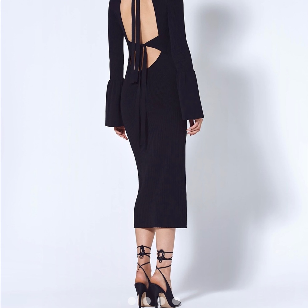 Alexis dress with tags, never worn, black size small